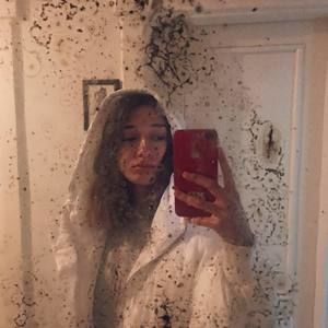 Meet your Posher, Aslinur